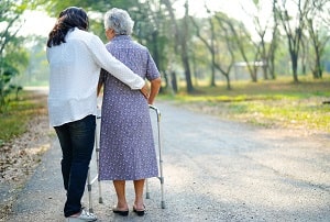 Tips for Avoiding Caregiver Burnout-min